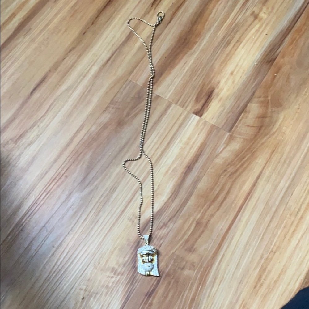 Gold plated Diamond Jesus piece w/chain